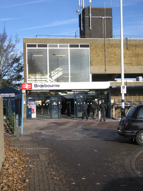 Broxbourne entrance
