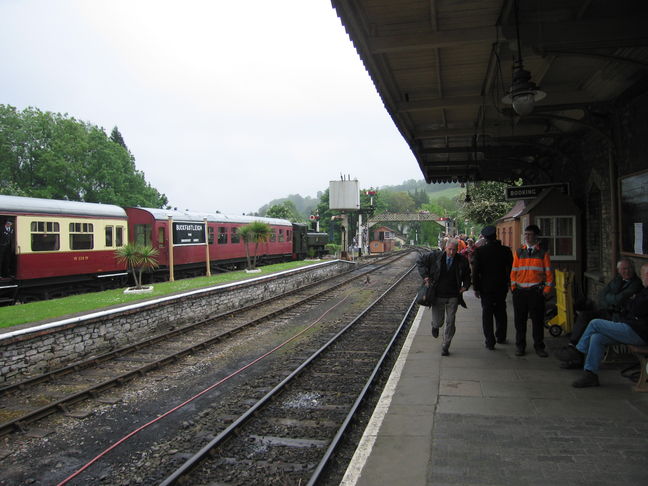 Buckfastleigh platform