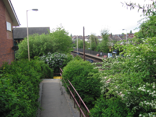 Burley Park platform 2
approach