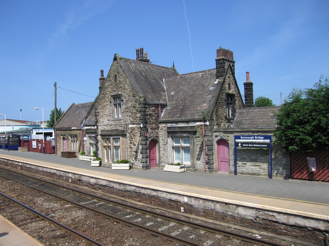 Burscough Bridge platform 2