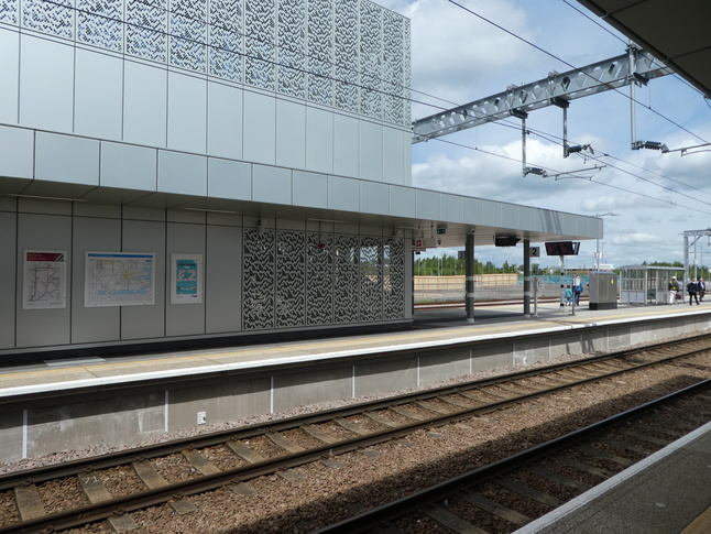 Cambridge North platform 2