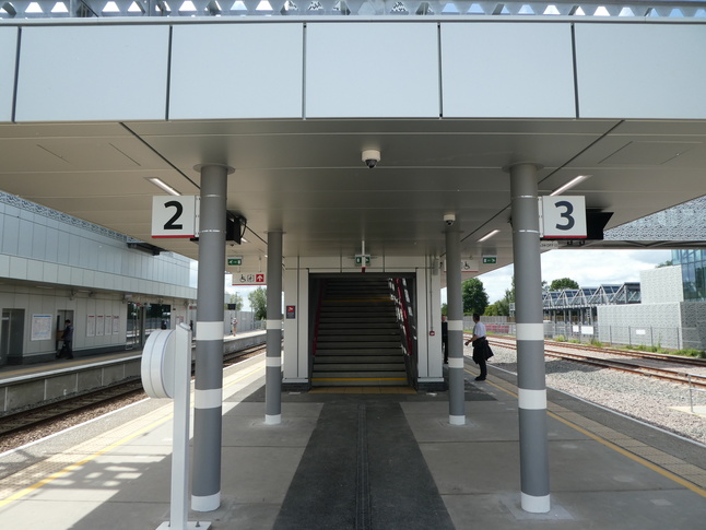 Cambridge North platforms 2 and 3 exit