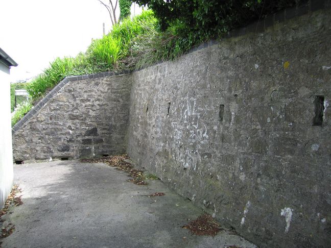 Carbis Bay, behind
shelter