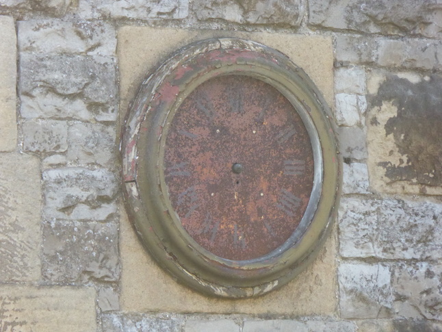 Cark platform 1 clock