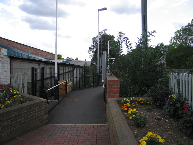 Carlton platform 2 entrance