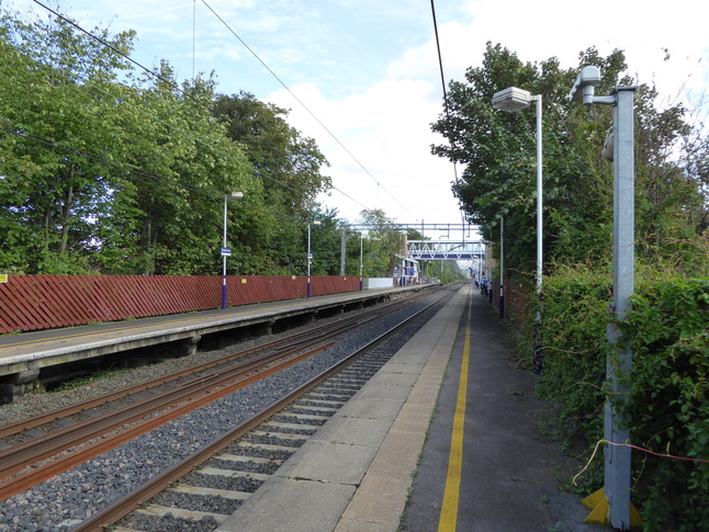 Cheadle Hulme platform 2 from south end