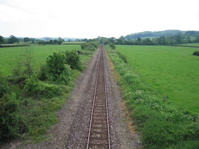 Chetnole looking south from
bridge