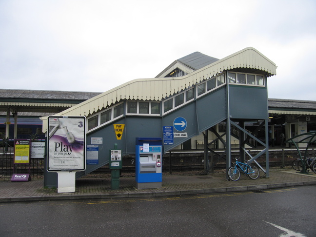 Chippenham footbridge end