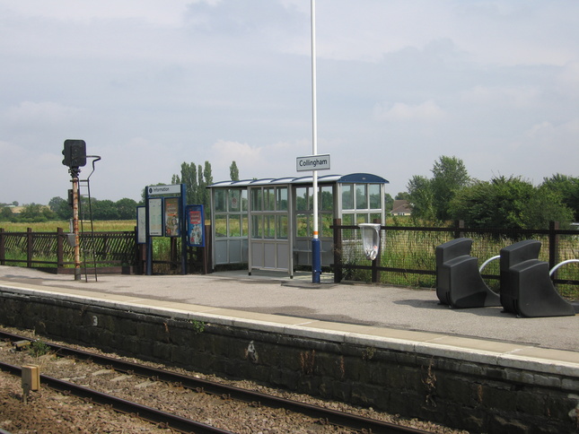 Collingham platform 2 shelter