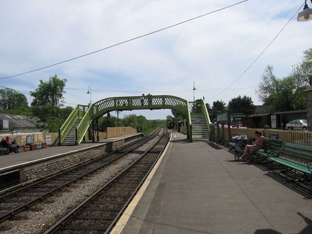 Corfe Castle footbridge