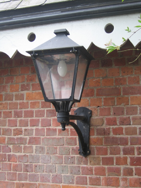 Cressington lamp