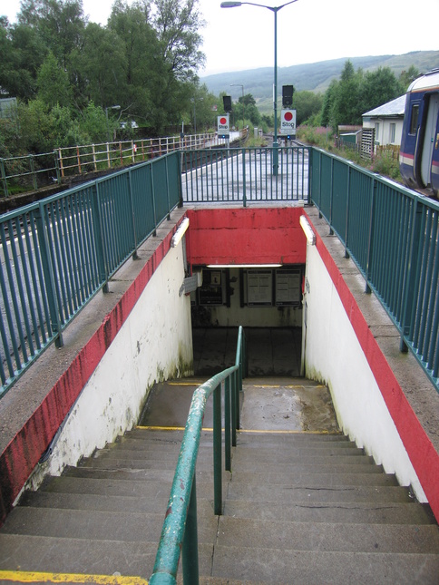 Crianlarich exit steps