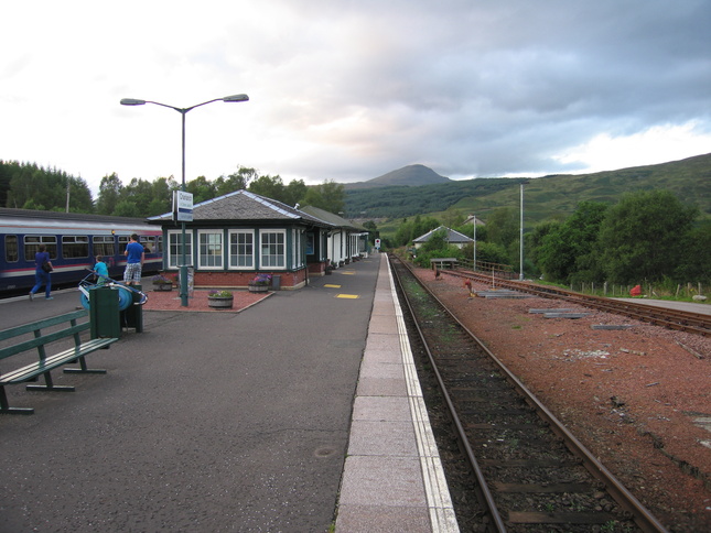 Crianlarich platform looking
north
