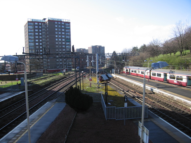 Dalmuir from platform 2/3
footbridge looking west