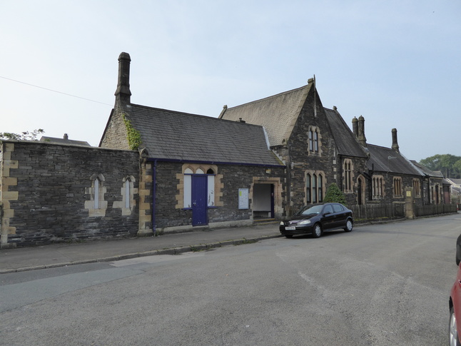 Dalton station front