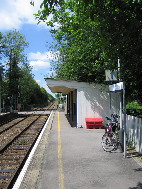 Dean platform 1 shelter