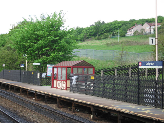 Deighton platform 1 seen from
platform 2