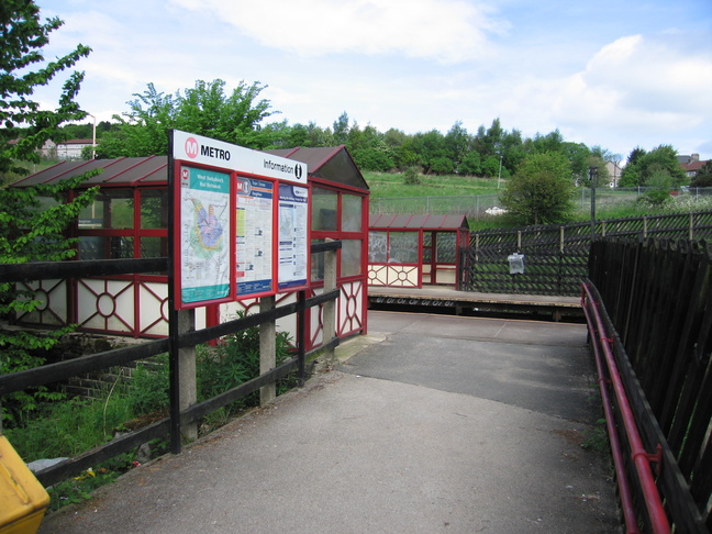 Deighton platform 2 entrance