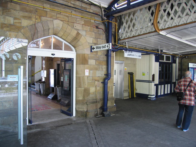 Dewsbury platform 2 exit