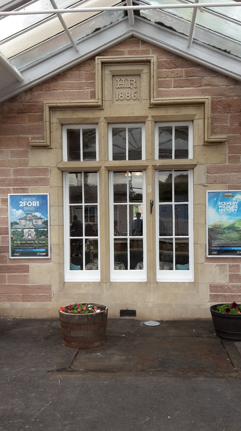 Dingwall platform 1 window