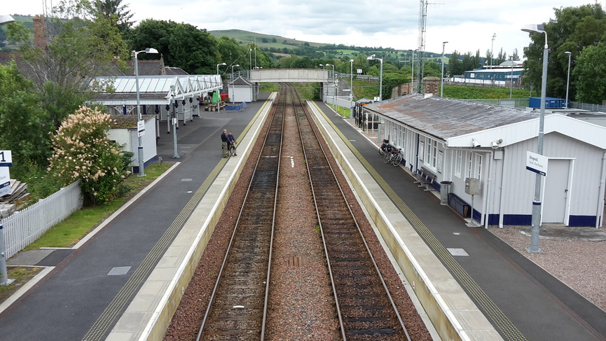 Dingwall looking north from
footbridge