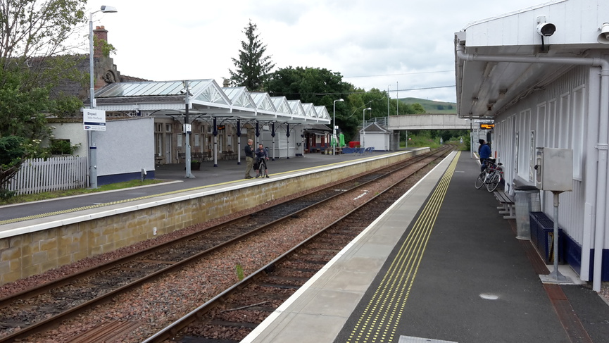 Dingwall platforms looking north