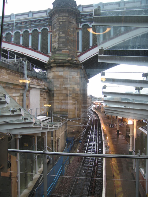 Edinburgh Waverley platform 9
looking east