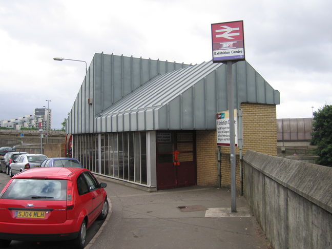 Exhibition Centre
entrance