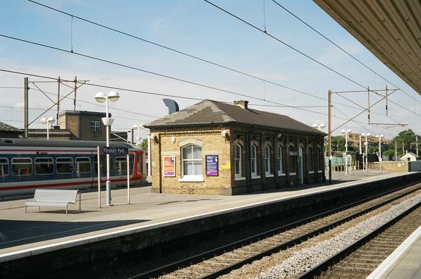 Finsbury Park Platform 3