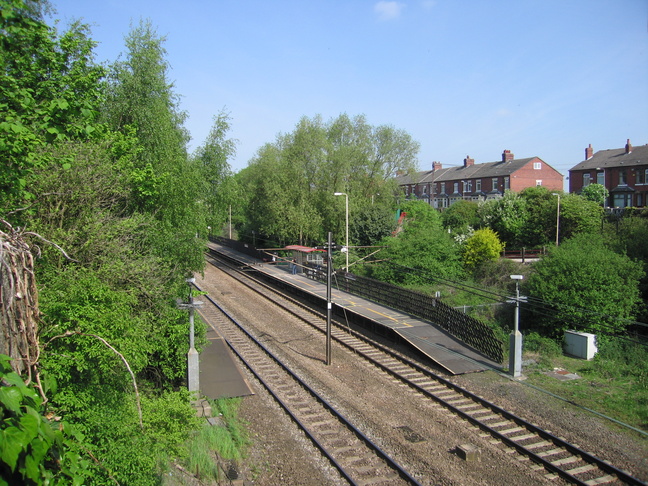 Fitzwilliam platform 1 from
footbridge