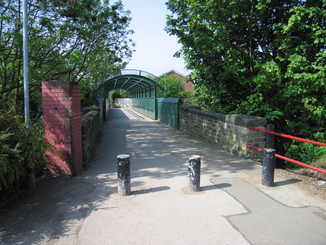 Fitzwilliam footbridge
entrance