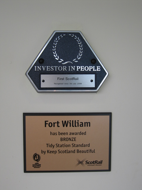 Fort William plaques -
Investor in People and Bronze Tidy Station Standard
