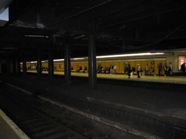 Glasgow Queen Street
platform 8