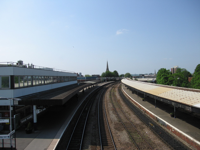 Gloucester from footbridge,
looking west