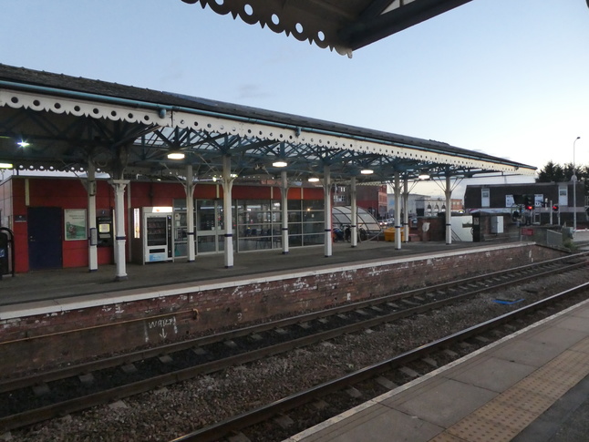 Goole platform 2 canopy and concourse