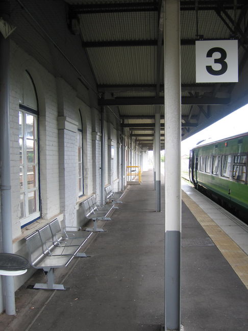 Grimsby Town platform 3
