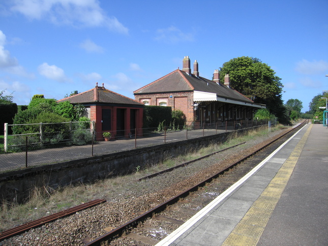 Gunton disused platform