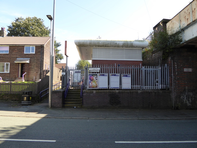 Hag Fold platform 1 entrance