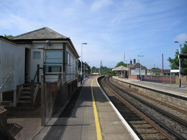 Hamworthy platform 2 looking west