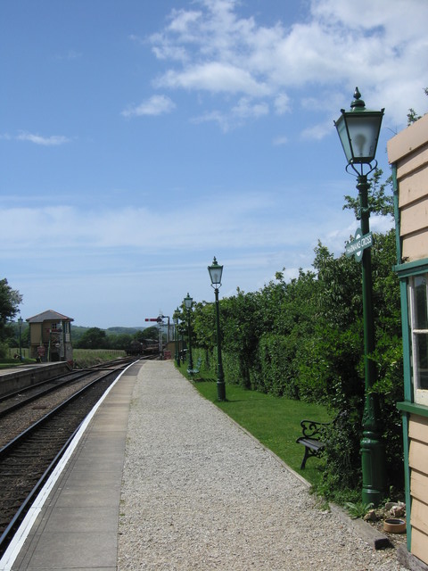 Harmans Cross lamps