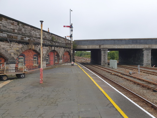 Holyhead platform 1 looking south