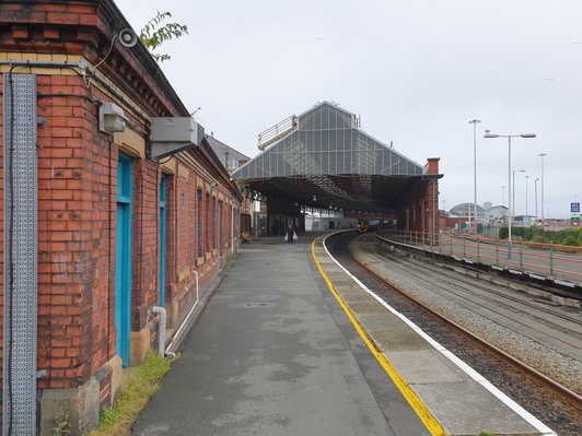 Holyhead platform 2 trainshed end