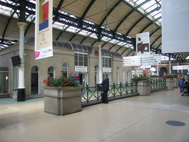 Hull central building