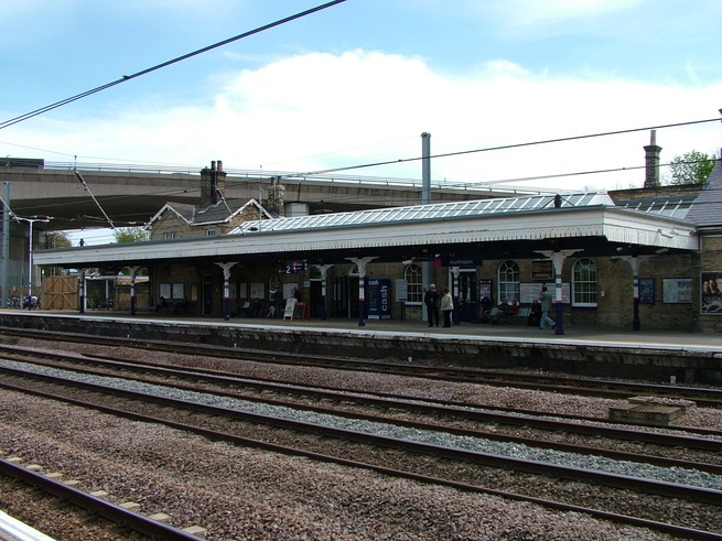 Huntingdon platform 2