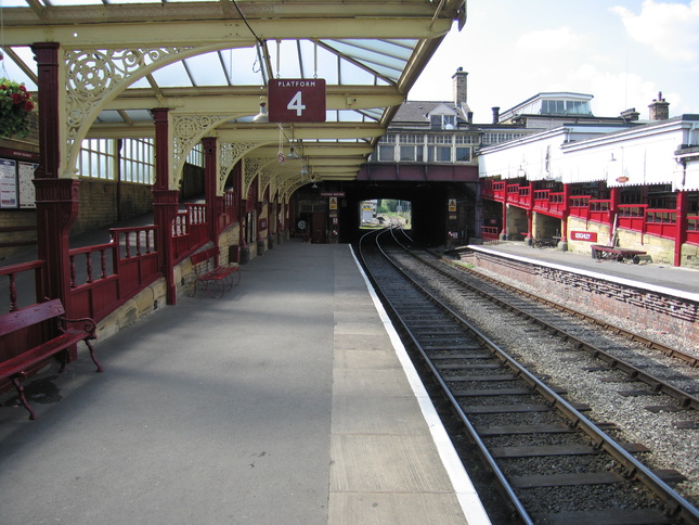Keighley platform 4 looking west