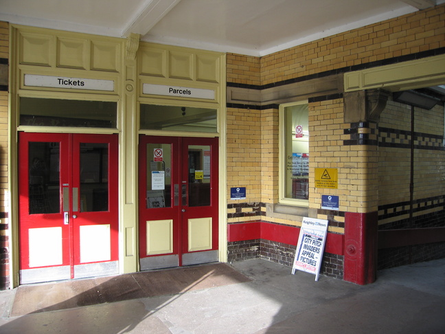 Keighley ticket office