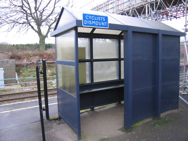 Kennett platform 1 shelter