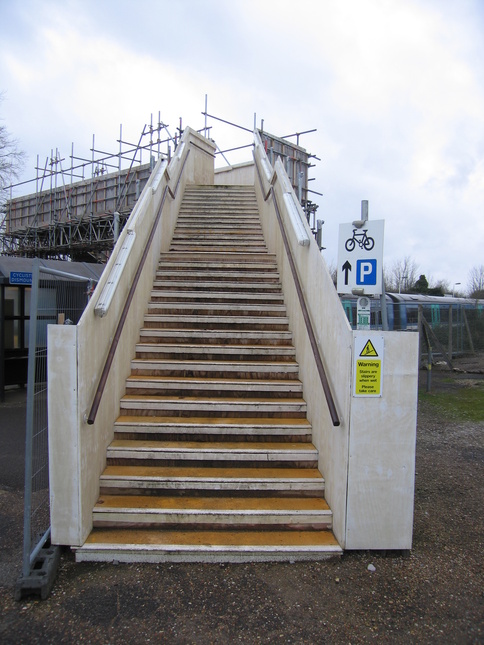 Kennett footbridge