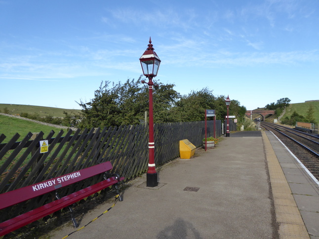 Kirkby Stephen platform 2 looking
north