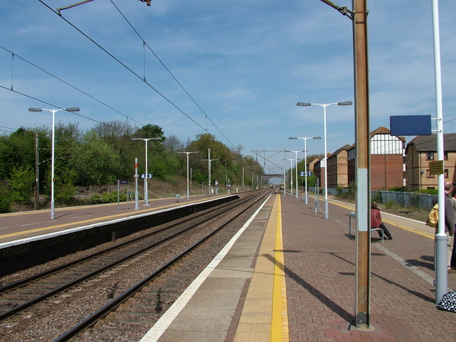 Knebworth platforms 1 and 2 looking
north